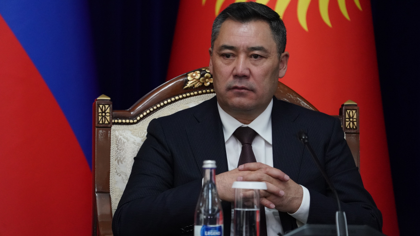 Президент Киргизии Жапаров назначил досрочные выборы