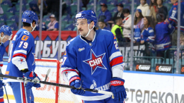 Американский защитник СКА Менелл заявил о желании сыграть за сборную России