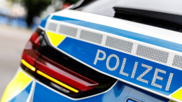 Неизвестные обстреляли военно-транспортный самолет в Германии