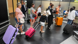 Россияне смогут поехать без визы еще в четыре страны