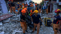 В результате землетрясения на Филиппинах погибли 72 человека