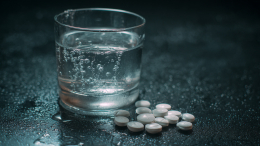 «Она очень устала»: мать дала детям снотворное и пыталась утопить их в пруду