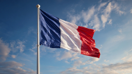 Социальный бунт: тысячи французов митингуют в Париже против политики Макрона