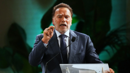 «Деревенский Терминатор»: Шварценеггеру не разрешили озвучить культового персонажа