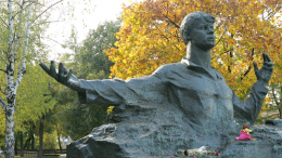 Самый русский поэт: 130 лет со дня рождения Сергея Есенина