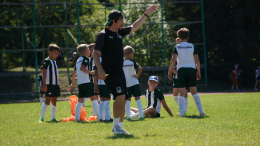 Популярный футбол или акробатика: какие секции можно выбрать на mos.ru