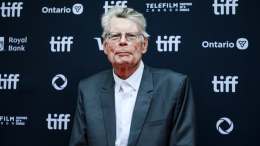 Стивен Кинг возглавил рейтинг писателей, чьи книги часто запрещают в школах США