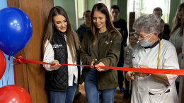 В Брянке открылась 11-я детская комната для маленьких пациентов