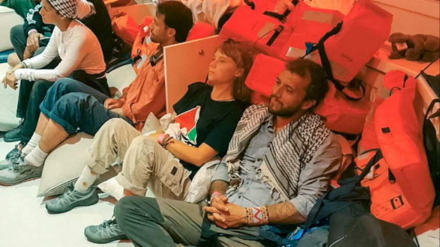 Грета Тунберг пожаловалась на условия в израильской тюрьме