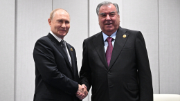 Владимир Путин поздравил с днем рождения президента Таджикистана