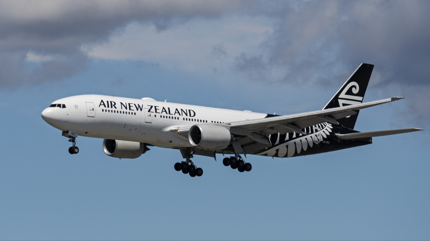 Пара совершила разврат на борту самолета Air New Zealand