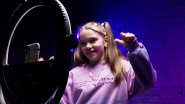 В Общественной палате предложили узаконить труд юных блогеров