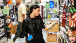 Предупреждение об опасности: в России предложили маркировать чипсы и газировку