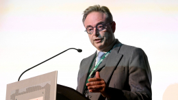 Курица заморожена, но яйца несутся: почему премьер Бельгии разозлил половину Европы