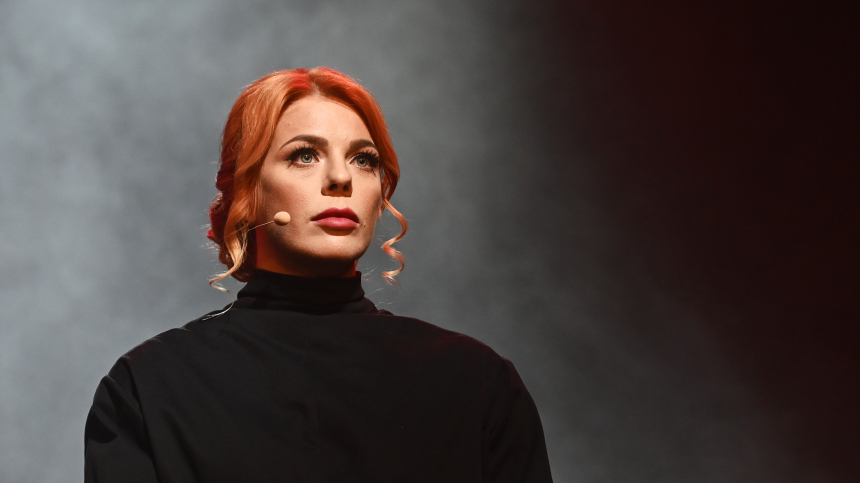 Қызметшінің есегі Сексуалдық қыз еркек сик видео