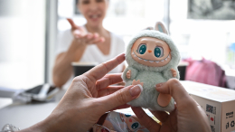 Лабубу «повержены»: россияне скупают новых игрушечных «монстров»