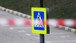 Автомобиль сбил семилетнего самокатчика на пешеходном переходе в Архангельске