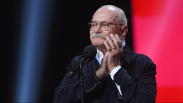 «Я за все благодарен Богу»: 80 лет Никите Михалкову — путь от неудач в школе до мировой славы