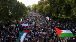 В центре Лондона прошел многотысячный марш в поддержку Палестины
