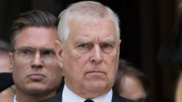 «Нам придется выбираться»: принц Эндрю тайно общался с Эпштейном о секс-скандале