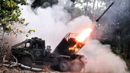 «Град» разгромил укрепления и бронетехнику ВСУ. Лучшее видео из зоны СВО