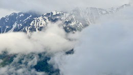 Восемь туристов спасли в горах в Краснодарском крае