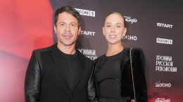 «Всякое случается»: Павел Деревянко рассказал о ссорах с женой