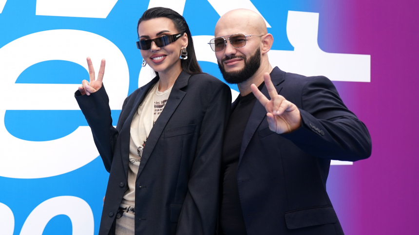 Самойлова прокомментировала развод с Джиганом