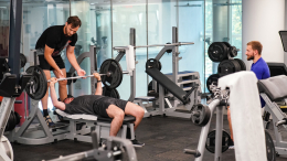 Налоговый вычет за спорт могут распространить на супруга