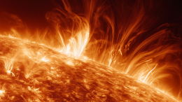 Технике и метеозависимым приготовиться: чем грозит Земле выброс протуберанца с Солнца