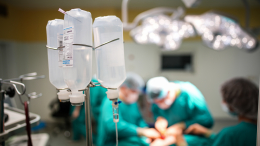 Число жертв отравления суррогатным алкоголем в Петербурге вновь выросло