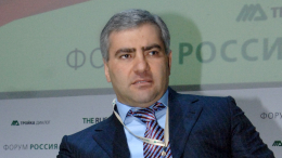 Суд в Ереване на 30 суток продлил арест предпринимателя Самвела Карапетяна