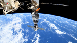 Российские космонавты выйдут в открытый космос в новых скафандрах