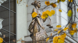 Привязали к кровати: подросток захлебнулся рвотой и умер в соцучреждении Троицка