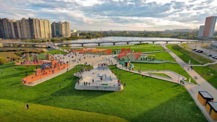 Где построили новый пешеходный мост