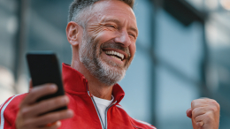 Несчастный случай? Мужчина написал возлюбленной о «счастливом дне» и умер