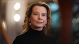 «Изменю мир вокруг»: Юлия Высоцкая объяснила значение кино про сильных женщин