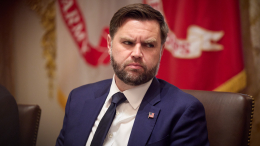 Покушение? Над кортежем вице-президента США Вэнса разорвался снаряд