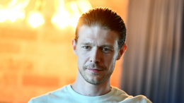 «Захотелось обнять»: Никита Ефремов вспомнил день выхода отца из колонии