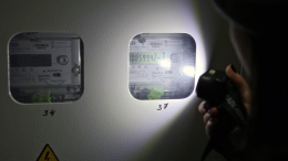 Не гасите свет: при какой задолженности россиянам могут отключить электричество