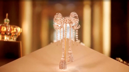 Украденные из Лувра драгоценности не были застрахованы