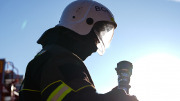 Крупный пожар на складе потушен спустя сутки в Астраханской области