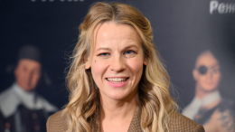 «Гаджеты — зло»: актриса Александра Ребенок о воспитании детей