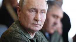 Путин посетил пункт управления объединенной группировки ВС РФ