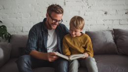 «Ваша задача — не наказать»: как помочь школьнику с учебой и не навредить ему