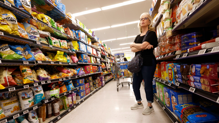 Почему в США перестанут платить пособия на еду