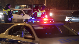 В Краснодарском крае автомобиль въехал в толпу людей