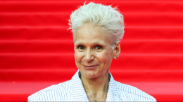 Людмила Артемьева сменила имидж: на что готова звезда «Сватов» ради роли