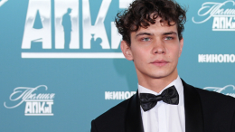 «Хочется Бабку Ежку»: Слава Копейкин о том, как выбирает роли