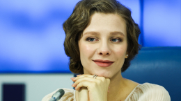 «Практически родственники»: Лиза Арзамасова не считает «Папиных дочек» просто работой